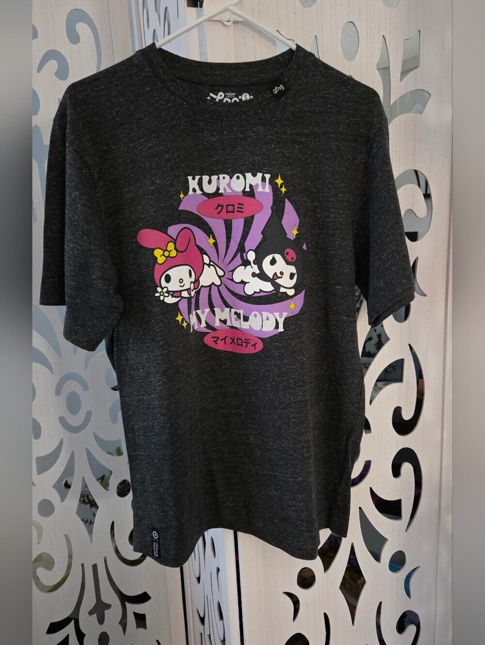 Sanrio Kuromi My Melody Graphic LRG Tee Shirt Gray Heathered Men's Size Small